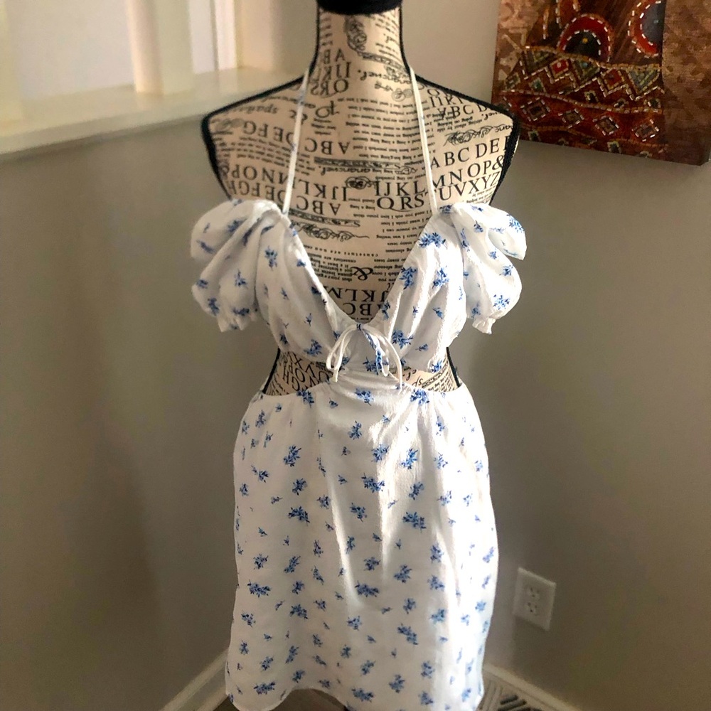 Divided by H&M Convertible Shoulder Side Cutouts Summer Dress EUC